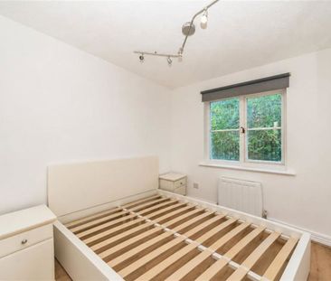 Joseph Hardcastle Close, SE14, London - Photo 2