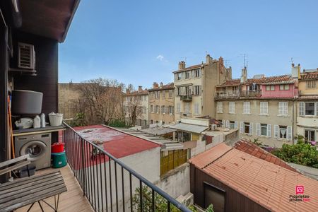 Studio meublé 13001 proche Faculté et transport 17M2 + 5 M2 DE BALCON vue sur jardin - Photo 2