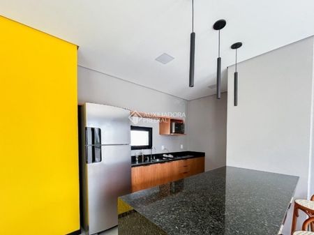 Apartamento com 1 quarto e 30m² para alugar em Rio Branco, Porto Alegre. - Foto 5