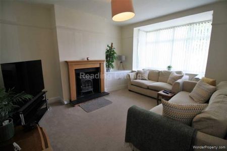 3 bedroom property to rent in Reading - Photo 4