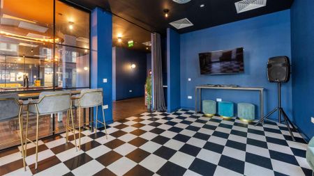 1 bedroom in a flat share to rent - Photo 4