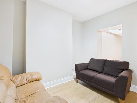 71 Sandhurst Gardens, Belfast, BT9 5AX - Photo 2