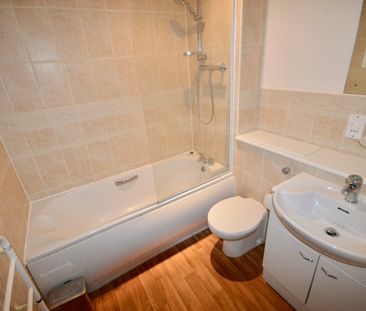2 bedroom apartment to rent - Photo 6