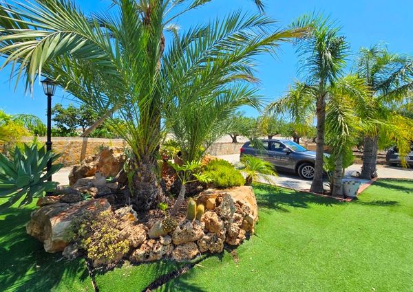 WIDE ESTATE FOR RENT IN TEULADA FOR LONG TERM