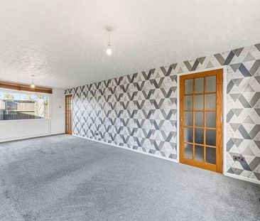 Coal Road, Leeds, LS14 - Photo 1