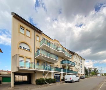 Appartement 2 pièces avec balcons, cave et parking - Photo 1