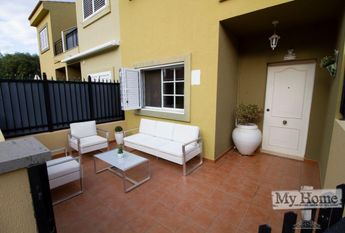 082-757 Beautiful Duplex for rent in Meloneras area.