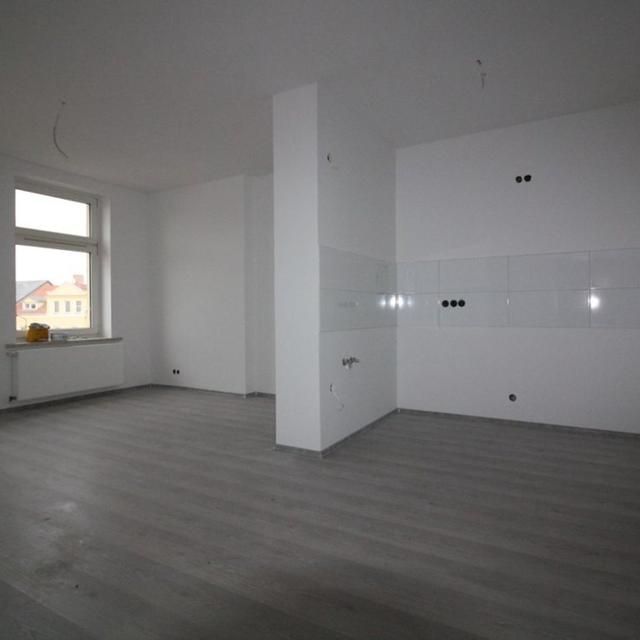 Zu Vermieten - großzügige 4-Zimmer-Wohnung mit 2 Bädern in zentraler Lage - Foto 1