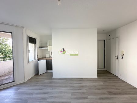 Location Appartement 1 pièce 24m² - Photo 4
