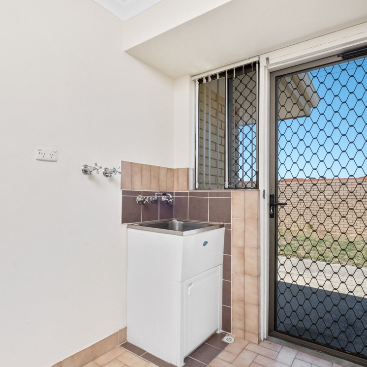 8/6 Wardall Place, Morley WA 6062 - House For Rent | Domain - Photo 1