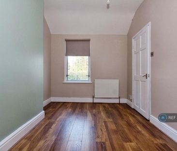 2 bedroom end of terrace house to rent - Photo 6