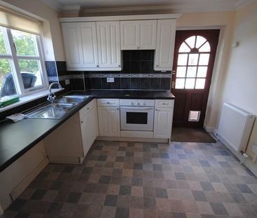 3 bedroom detached house to rent - Photo 5