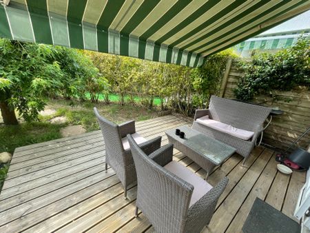 Location Appartement 5 pièces 138m² MERIGNAC 33700 - Photo 2