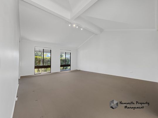 192 Aries Way, Elermore Vale - Photo 1