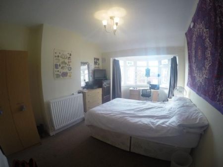 4 bedroom house to rent - Photo 4