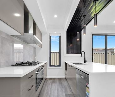 Spacious 4-Bedroom Home in a Prime Location - Photo 6