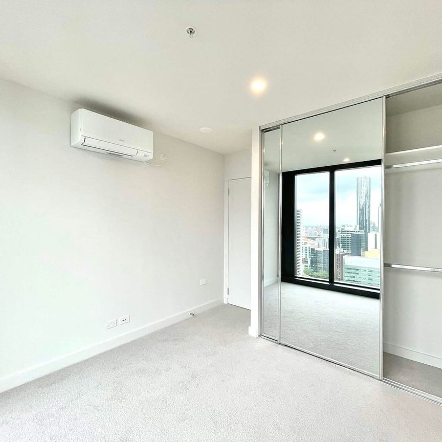 One Bedroom One Bathroom Apartment in Melbourne - Photo 1