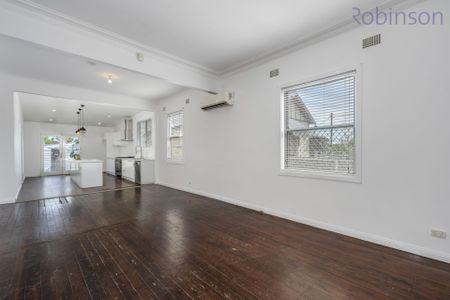 Renovated three bedroom home - Photo 2