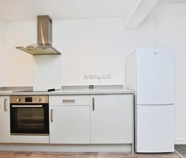 2 bedroom apartment to rent - Photo 6