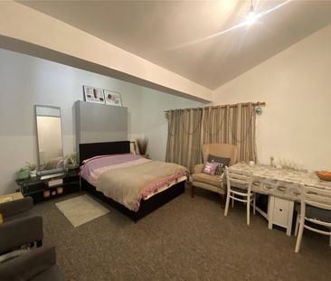 High Street, Honiton, Devon, EX14 - Photo 2