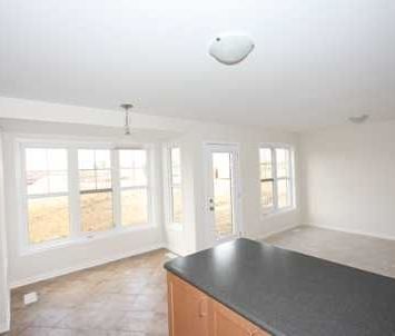 For Lease - 4 Apple Valley Way Unit# Main, Brampton, Ontario - Photo 3