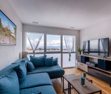 Schönes Apartment mit 4.5 Zimmern - hell und mit freier Sicht auf d... - Photo 2