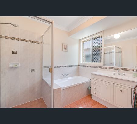 5 Glebe Place, Banora Point, NSW 2486 - Photo 3