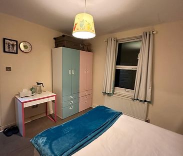 1 Bed Terraced House, Grenaby Avenue, CR0 - Photo 2