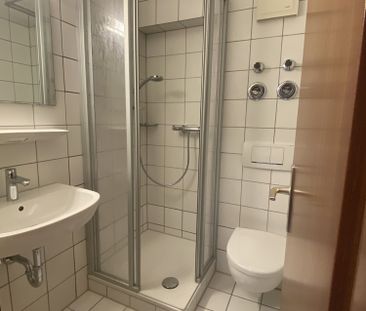 Möbliertes 1 Zimmer Apartament mit Einbauküche am Volkspark für Pen... - Photo 3