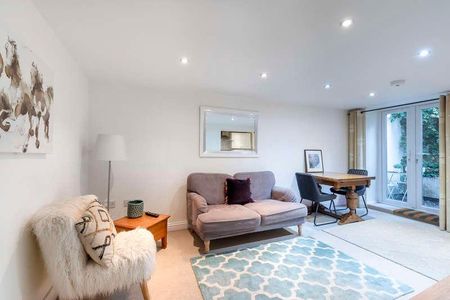 Gloucester Place, Cheltenham, GL52 - Photo 2