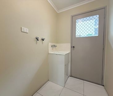 5 Ashfield St, North Ipswich, Qld 4305 - Photo 2