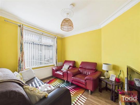Upper Waterloo Road, Larne, BT40 1HD - Photo 1