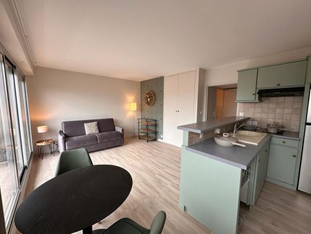 Apartment - Photo 2