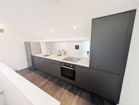 2 bedroom end of terrace house to rent - Photo 4