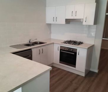 Won't Last Long - Photo 6