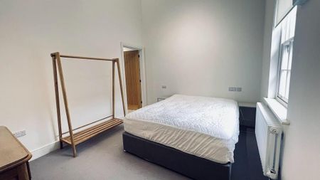 2 bedroom townhouse to rent - Photo 4