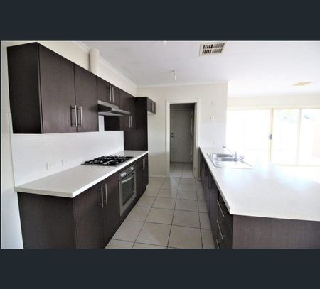 60C Robert Avenue, Broadview, SA 5083 - Photo 4