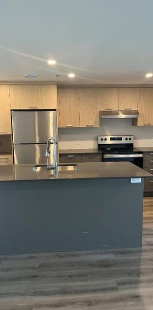 2 CH - 1 SDB - Terrebonne - $2,055 /mo - Photo 1