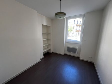 Location Appartement 3 pièces 55m² - Photo 3