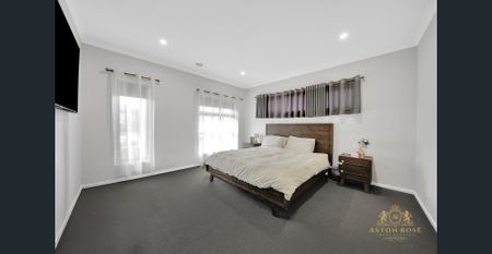 Modern Family Living in a Prime Location - Photo 5