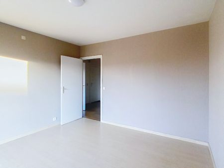 Instapklaar appartement (85 m²) met garage in Oostrozebeke - Photo 4