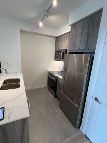 For Lease - 15 Watergarden Drive Unit# 2710, Mississauga, Ontario - Photo 5