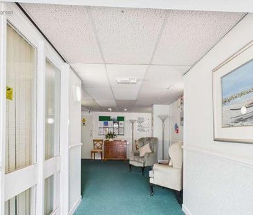 Upper Holland Road, Homehall House, B72 - Photo 3