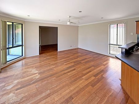 THE IDEAL FAMILY HOME IN SOUGHT-AFTER WARNERS BAY - Photo 2