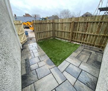 36 Grand Street, Lisburn, BT27 4UD - Photo 2