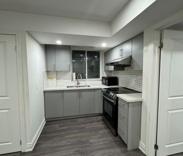 For Lease - 25 Banner Elk Street, Brampton, Ontario - Photo 6