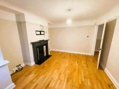 3 bed Semi-Detached House for Rent - Photo 4