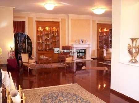 Μονοκατοικία 890 τ.μ. προς ενοικίαση - Photo 3