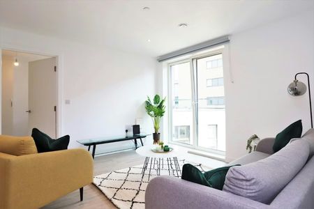 2 bedroom apartment - Photo 2