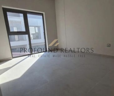 Community Specialist | Multiple Options | Call Now - Photo 2